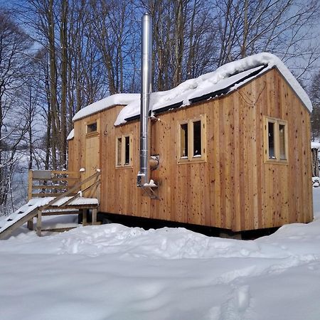 Villa Celoroční GLAMPING v pohodlném domečku Výprachtice Esterno foto
