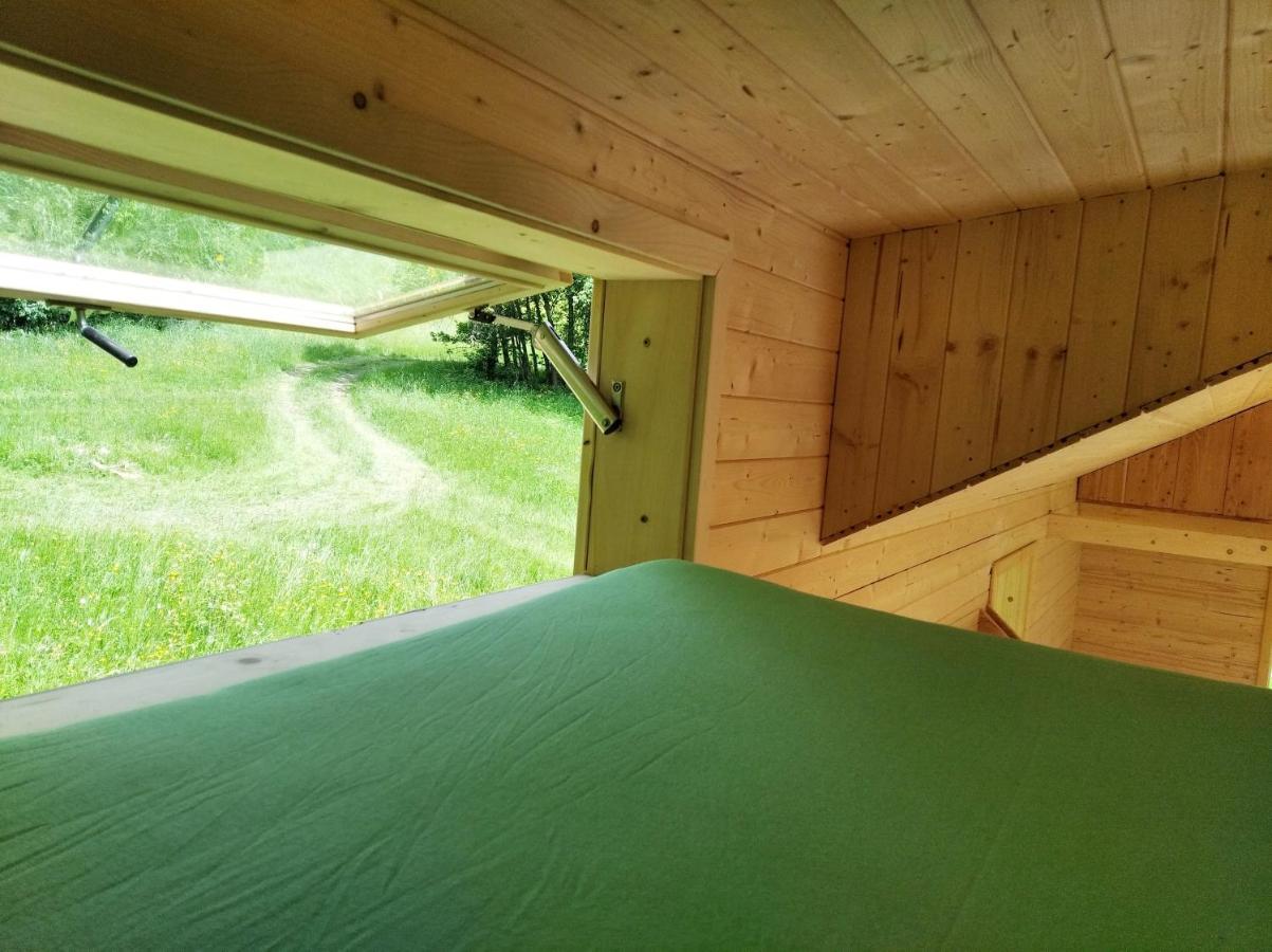 Villa Celoroční GLAMPING v pohodlném domečku Výprachtice Esterno foto